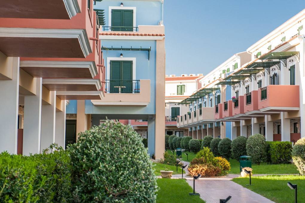 Mediterranean Beach Resort Laganas Esterno foto