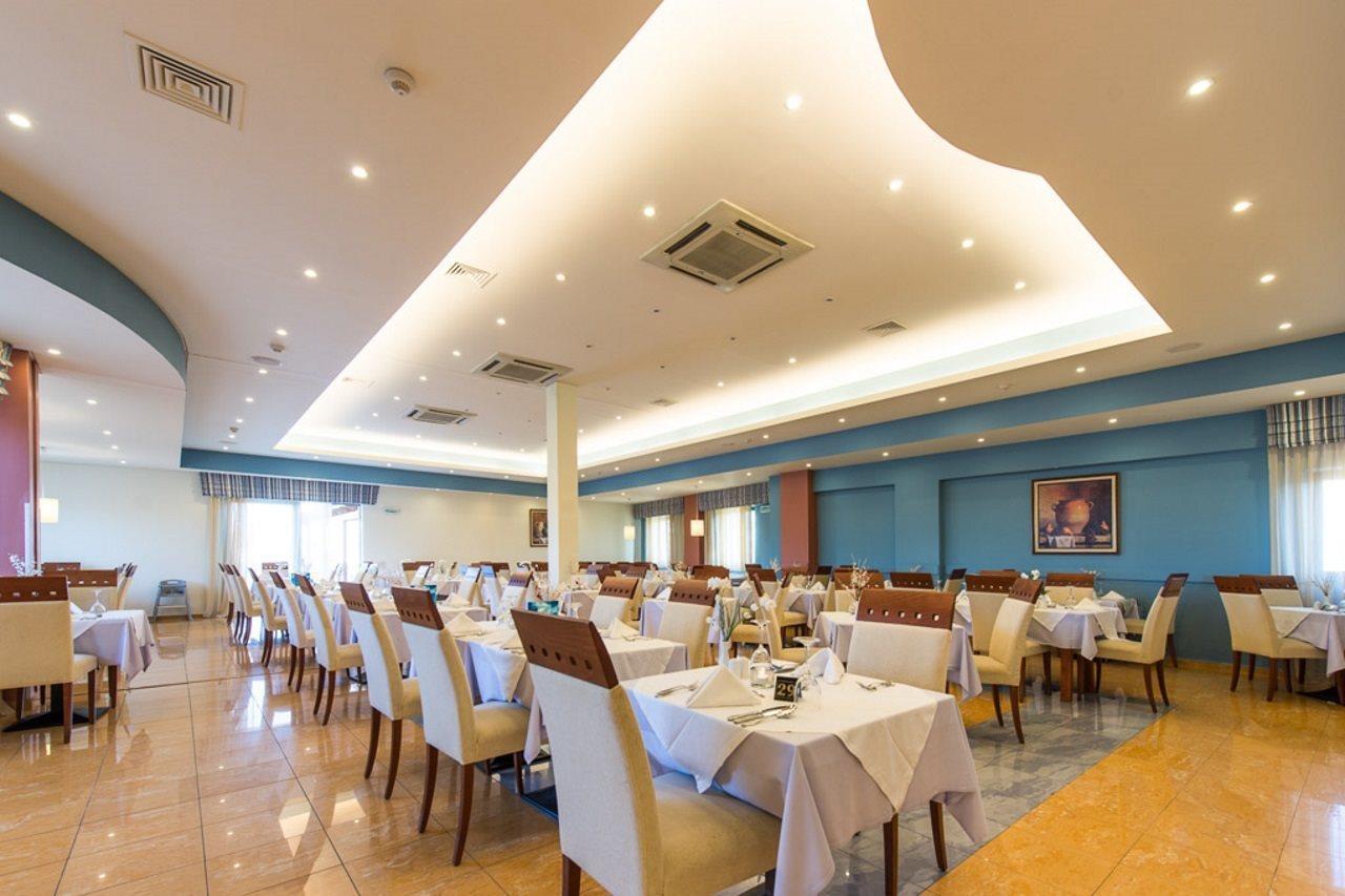 Mediterranean Beach Resort Laganas Esterno foto