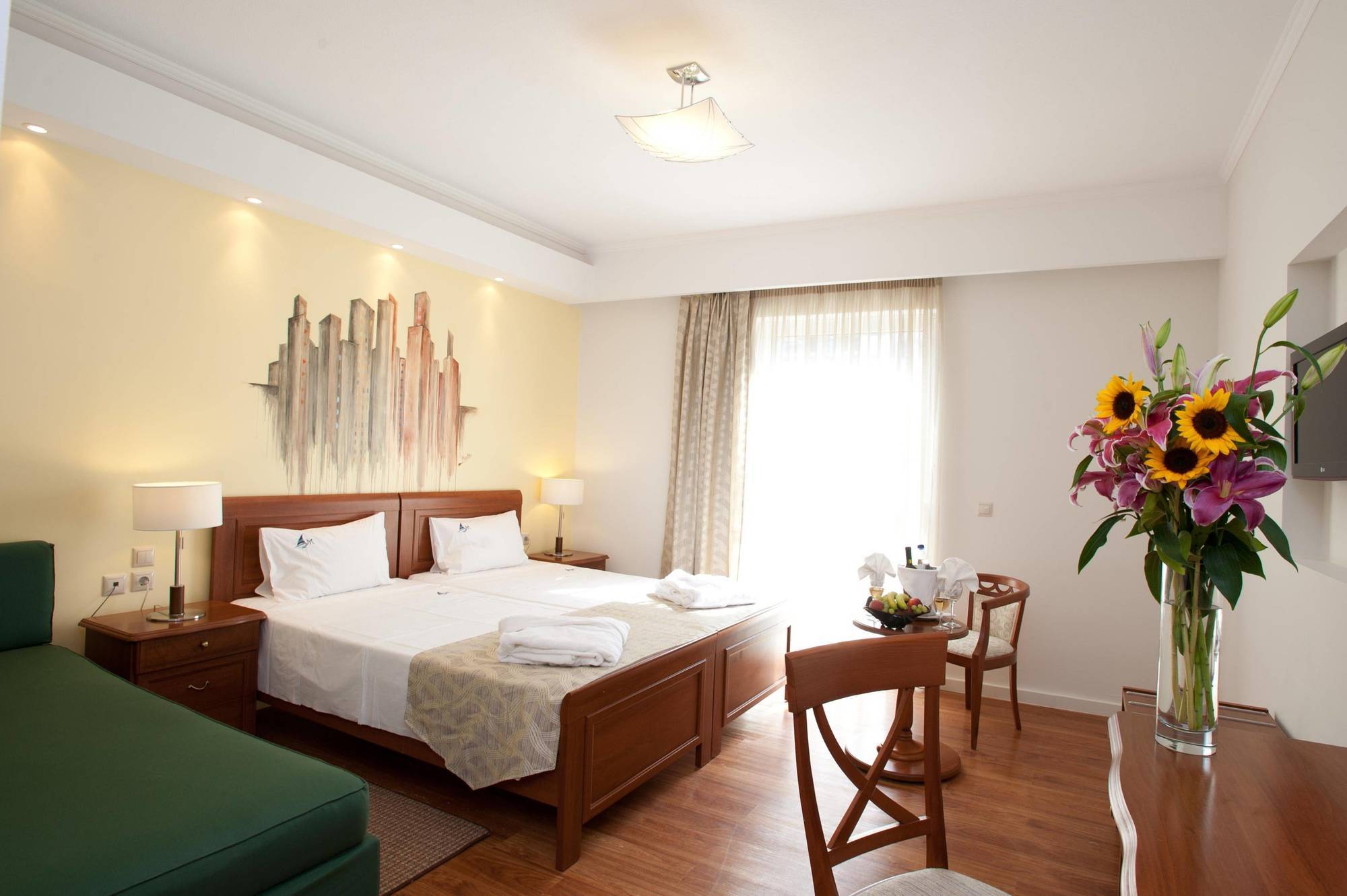 Mediterranean Beach Resort Laganas Esterno foto